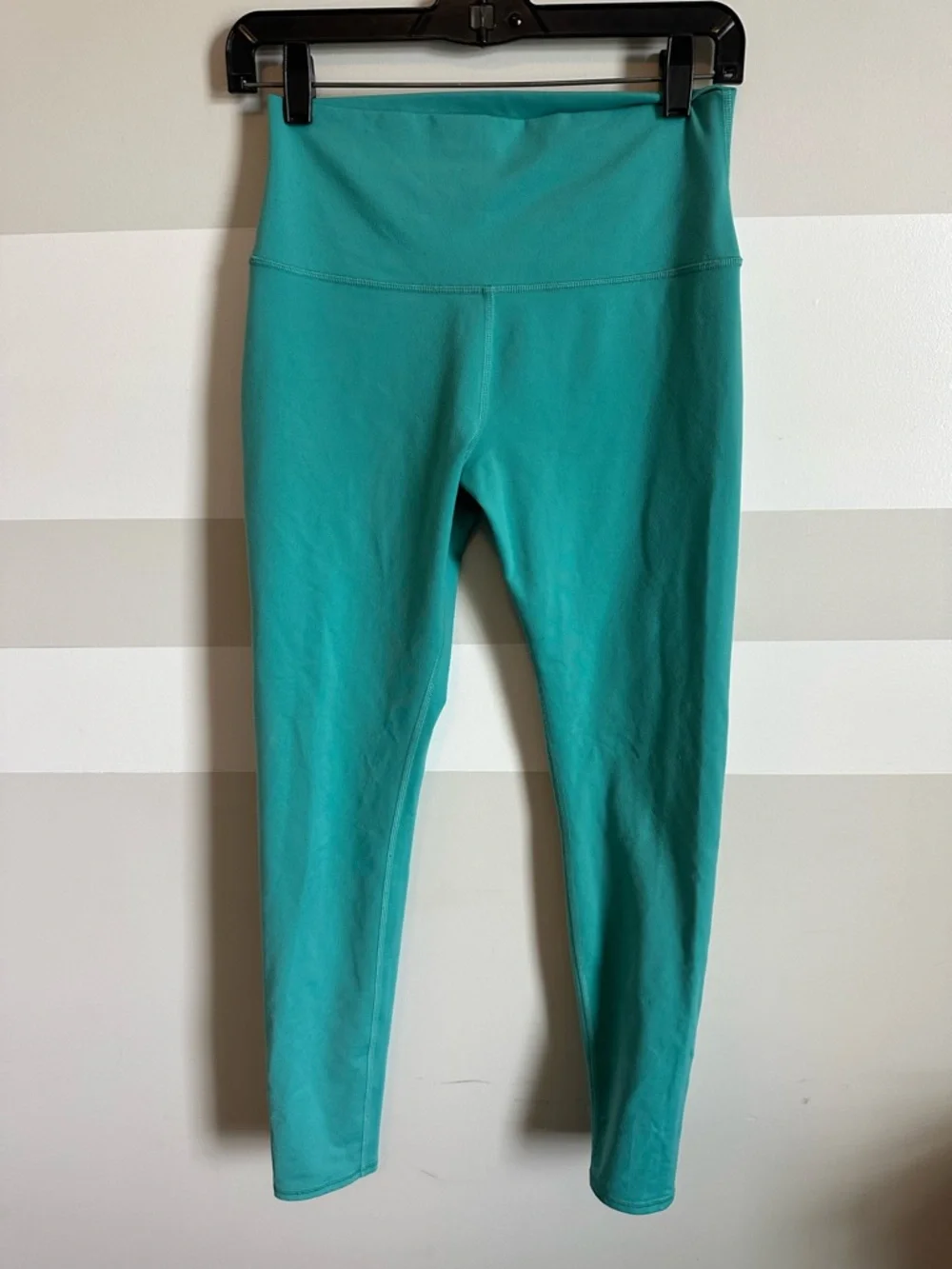 ALO Yoga teal Leggings - Picture 2 of 5